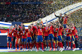 借助数据分 借助数据分